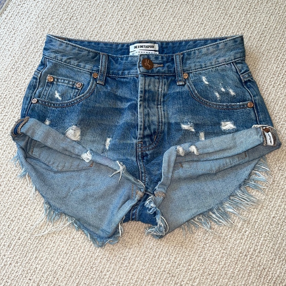 !SIZE 22! One Teaspoon bandit short